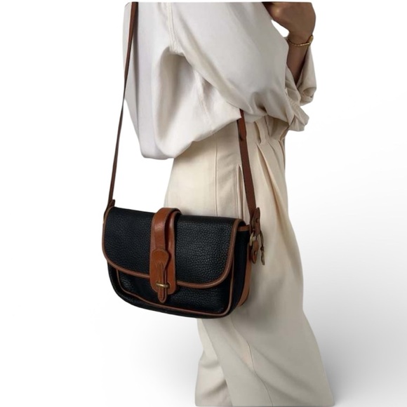 Dooney Bourke Vintage Equestrian All Weather Crossbody Bag With Gold Accents - Picture 9 of 16